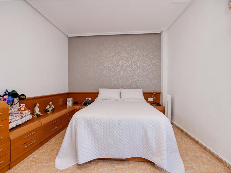 Apartment for Sale in Torrevieja, Alicante 33