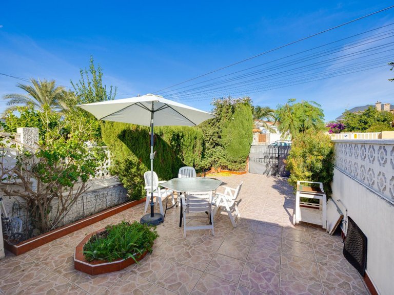 Villa for Sale in Torrevieja, Alicante 27