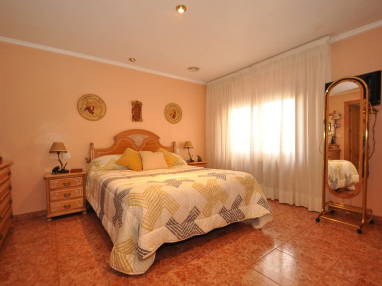 Villa for Sale in Pinoso, Alicante 8