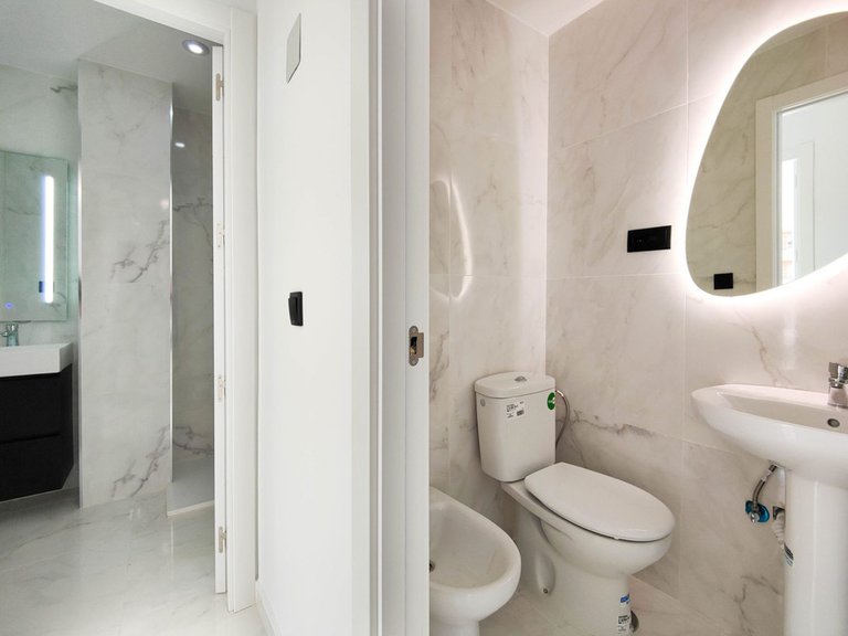 Apartment for Sale in Punta Prima, Alicante 21