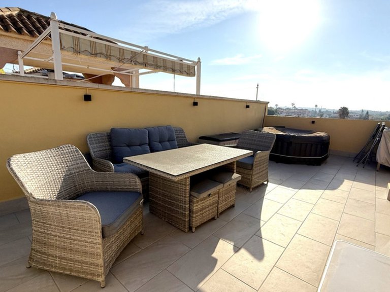 Villa for Sale in Torrevieja, Alicante 38
