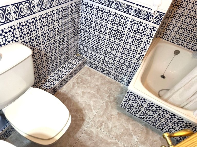 Villa for Sale in Guardamar Del Segura, Alicante 20