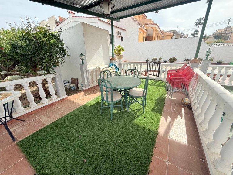 Villa for Sale in Benijofar, Alicante 1