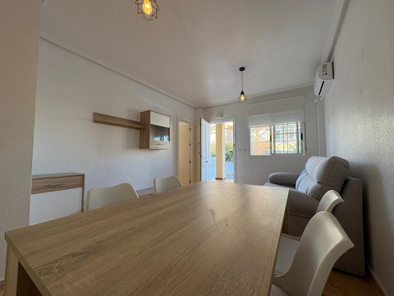 Villa for Sale in Torrevieja, Alicante 1