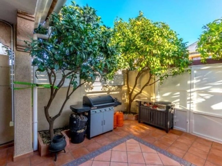 Villa for Sale in Torrevieja, Alicante 26