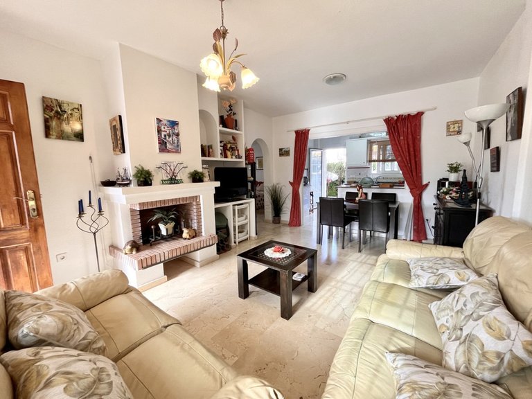 Apartment for Sale in Los Altos, Alicante 8