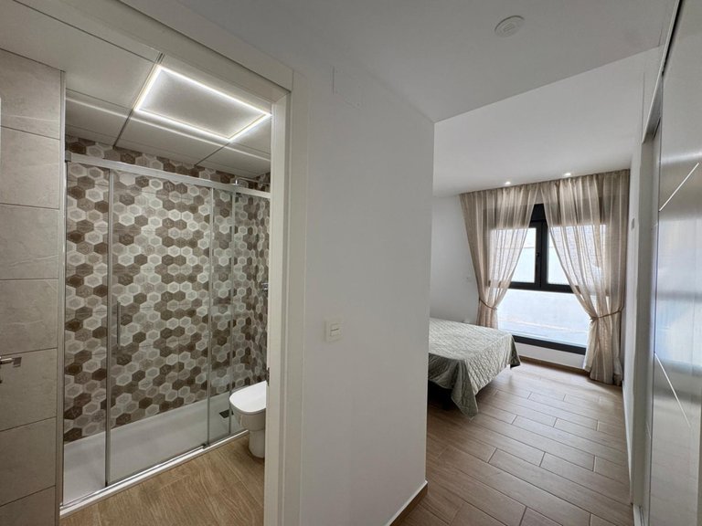 Apartment for Sale in Torrevieja, Alicante 12