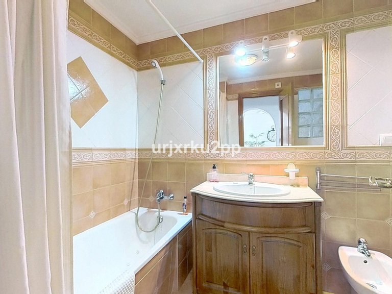 Villa for Sale in Playa Flamenca, Alicante 13