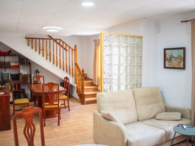 Villa for Sale in Guardamar Del Segura, Alicante 4