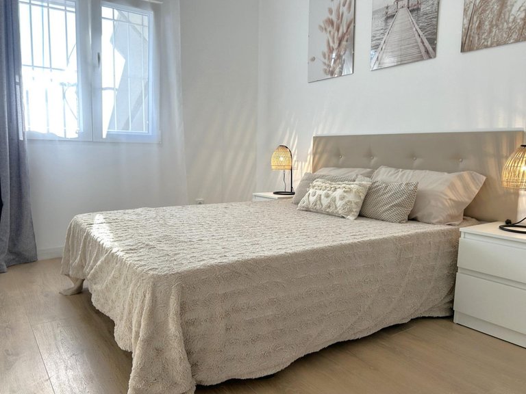 Villa for Sale in San Luis, Alicante 9