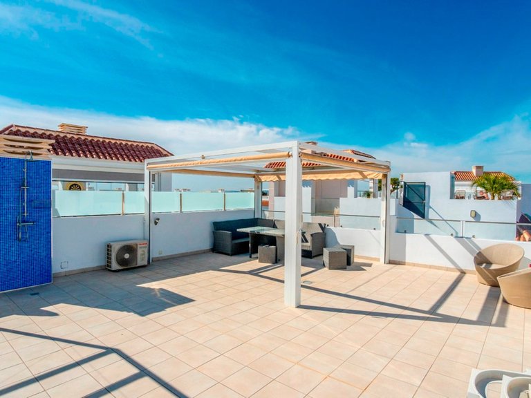 Apartment for Sale in Dona Pepa, Alicante 28