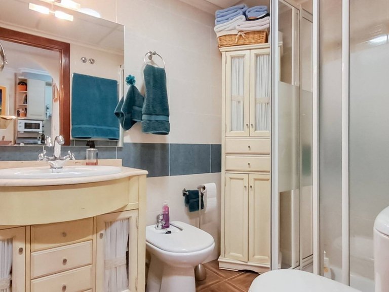 Apartment for Sale in Torrevieja, Alicante 11