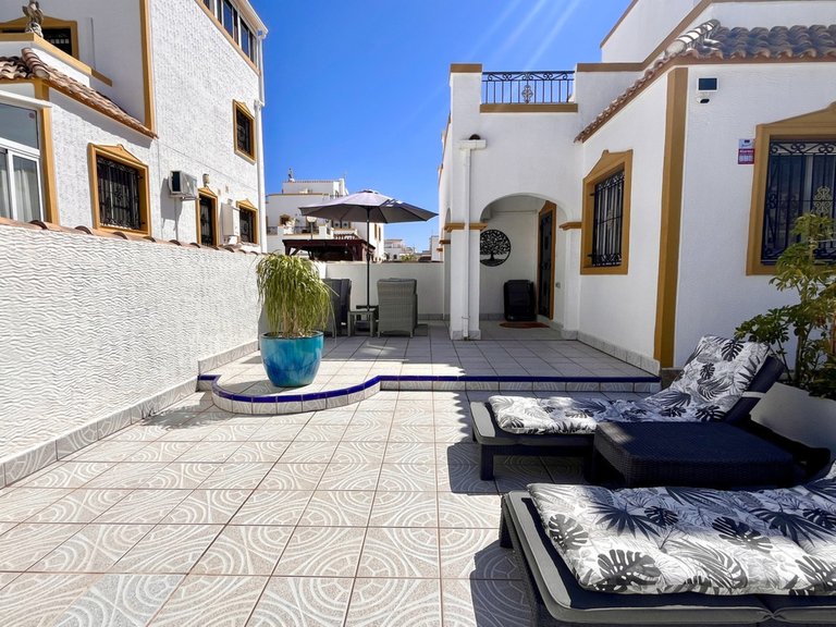 Apartment for Sale in Los Montesinos, Alicante 4