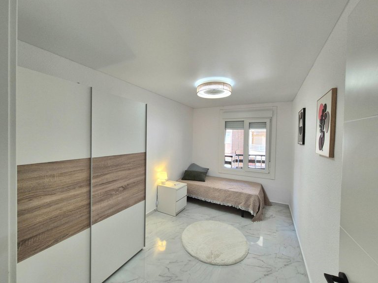 Apartment for Sale in Torrevieja, Alicante 13