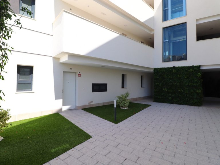 Apartment for Sale in Villamartin, Alicante 16