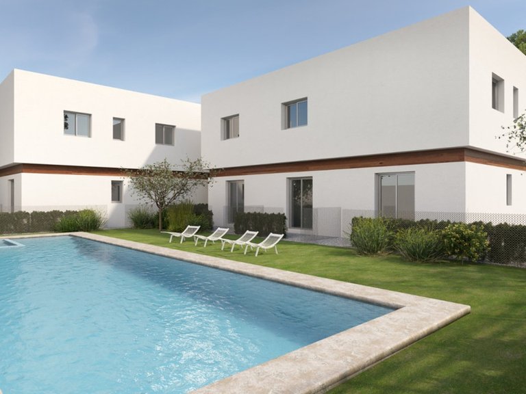 Villa for Sale in Villamartin, Alicante 1