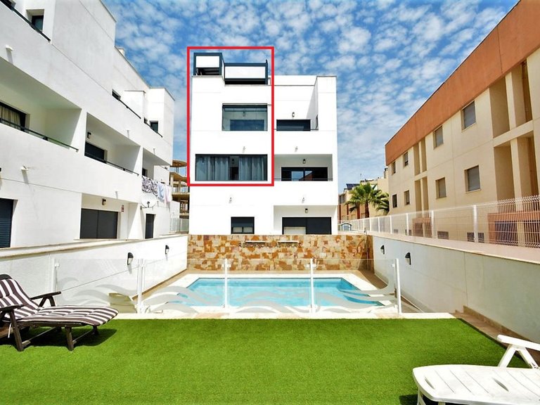 Villa for Sale in Guardamar Del Segura, Alicante 2