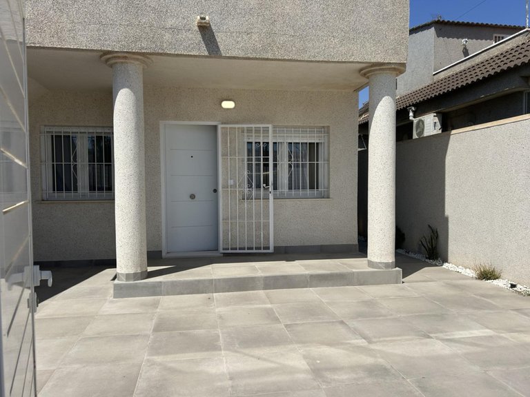 Villa for Sale in San Luis, Alicante 10