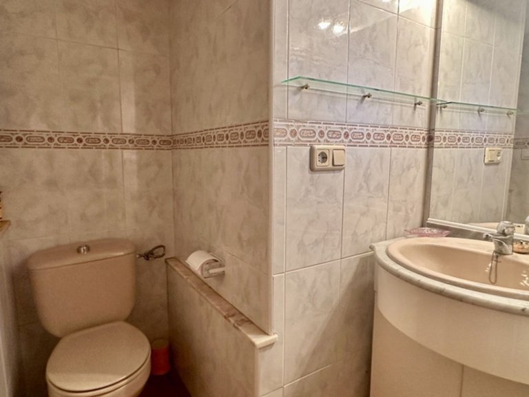 Villa for Sale in Los Altos, Alicante 17