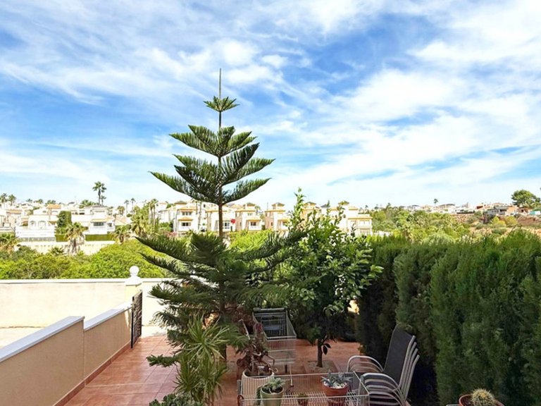 Apartment for Sale in Cabo Roig, Alicante 12