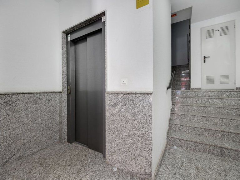 Apartment for Sale in Torrevieja, Alicante 44