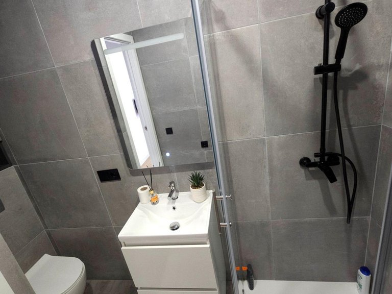 Villa for Sale in Torrevieja, Alicante 28