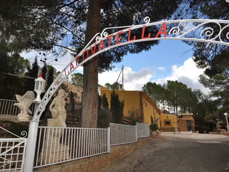 Villa for Sale in Pinoso, Alicante 12