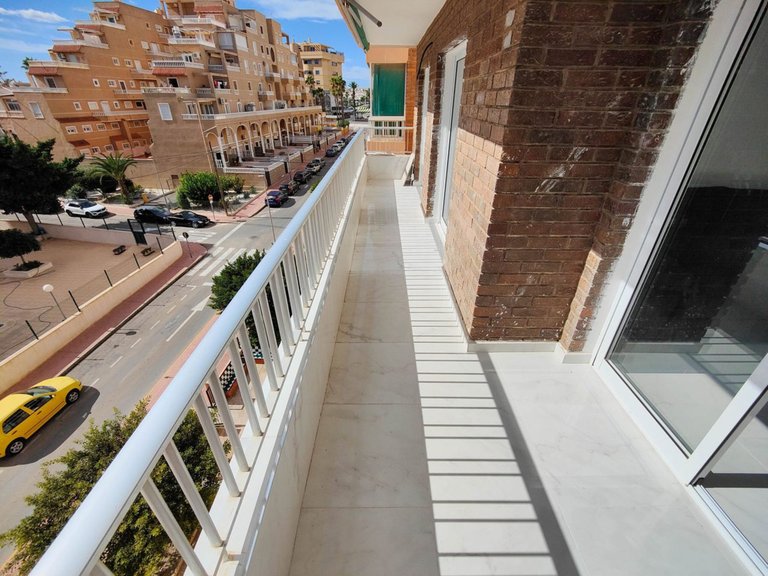 Apartment for Sale in Punta Prima, Alicante 16