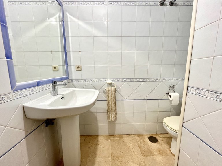 Apartment for Sale in Cabo Roig, Alicante 27