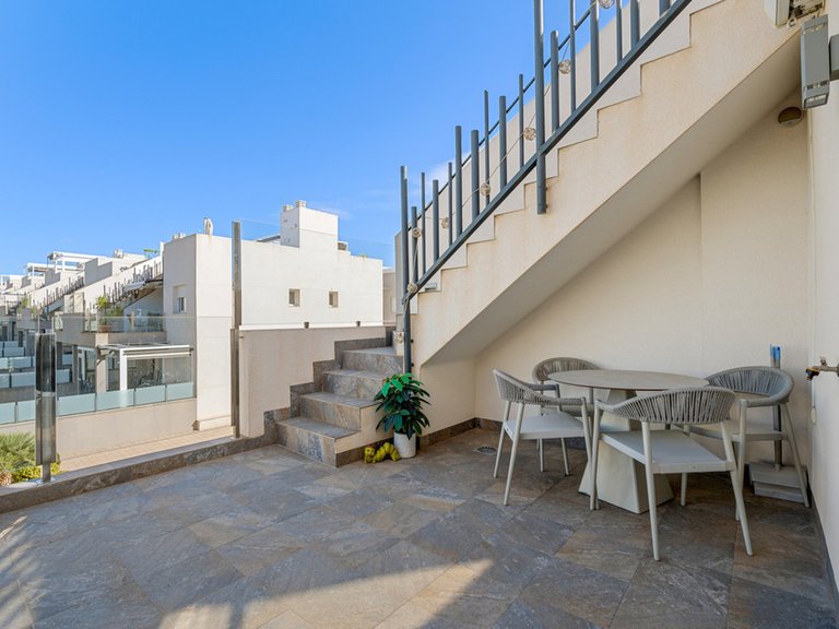 Villa for Sale in Torrevieja, Alicante 18