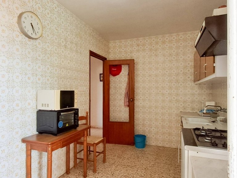 Apartment for Sale in Torrevieja, Alicante 28