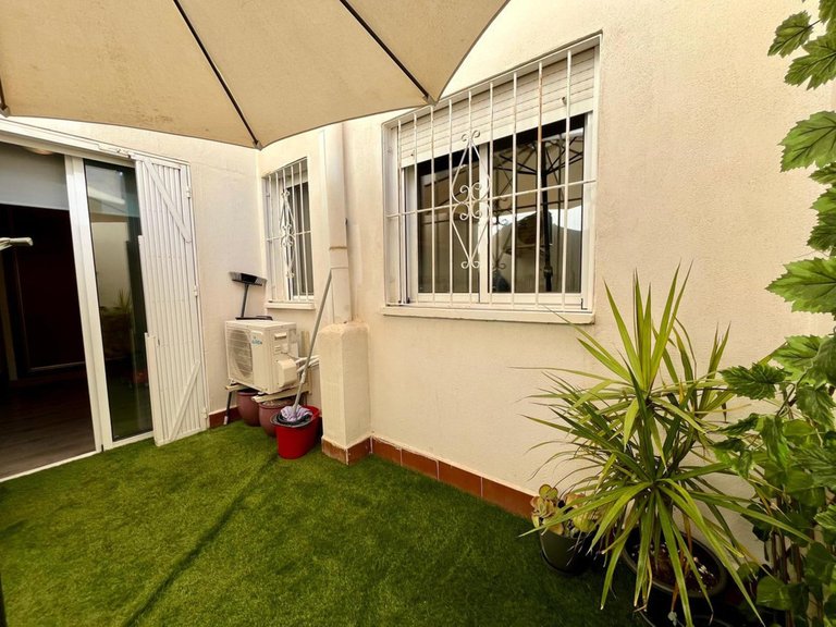 Apartment for Sale in Torrevieja, Alicante 31