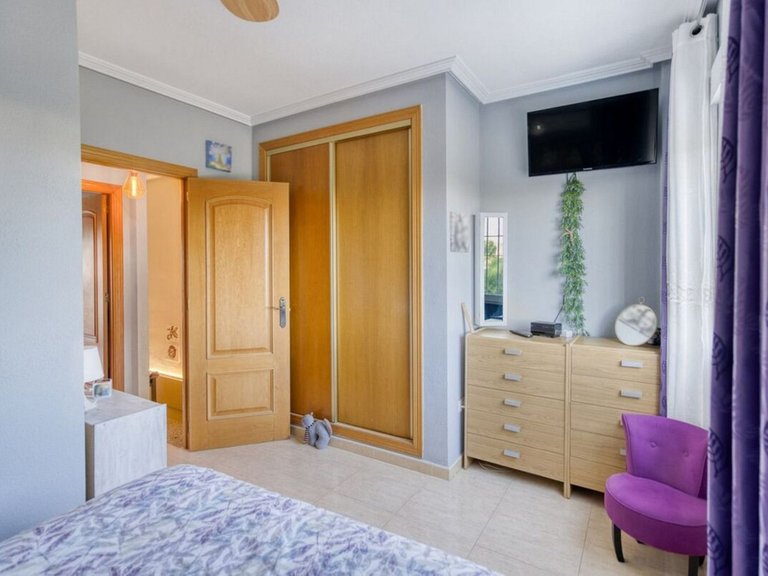 Villa for Sale in Torrevieja, Alicante 15