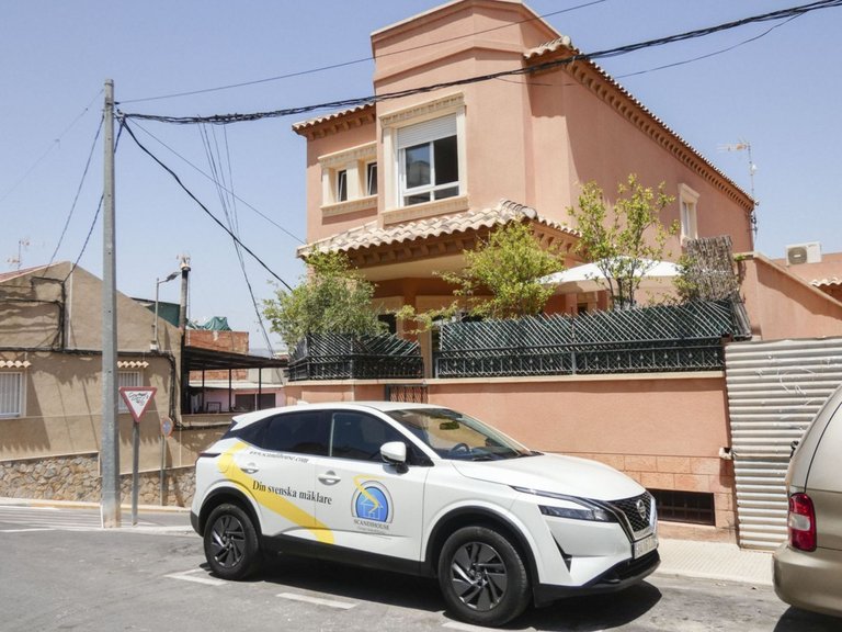 Villa for Sale in Bigastro, Alicante 45