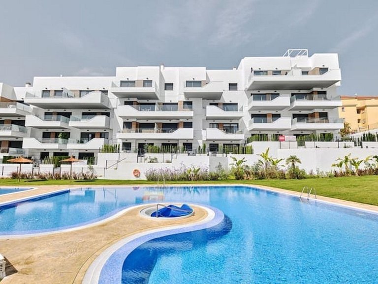 Apartment for Sale in Villamartin, Alicante 1