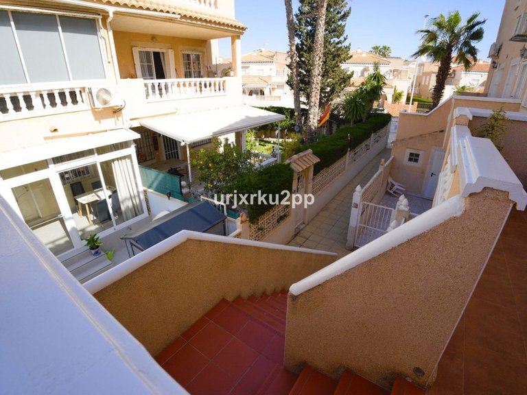 Villa for Sale in Torrevieja, Alicante 8