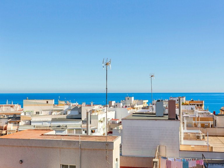Apartment for Sale in Torrevieja, Alicante 32