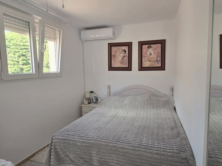 Villa for Sale in Torrevieja, Alicante 10