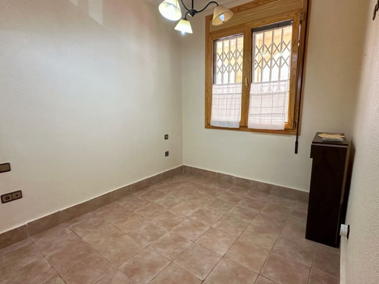 Apartment for Sale in Guardamar Del Segura, Alicante 17