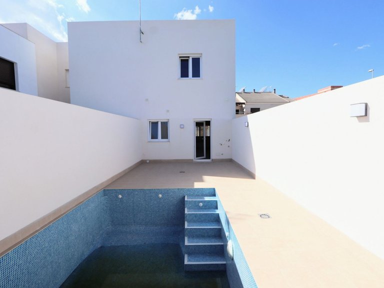 Villa for Sale in Pilar De La Horadada, Alicante 23