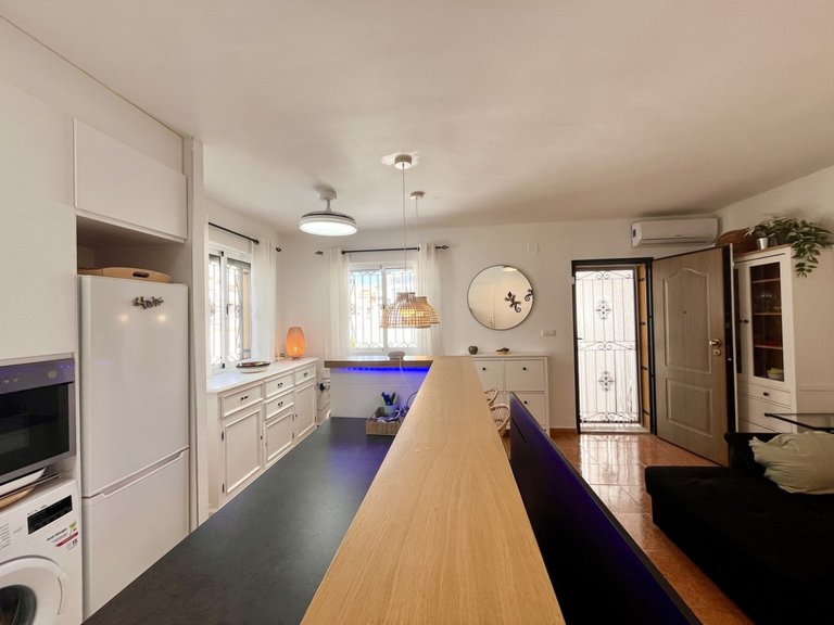 Apartment for Sale in Entre Naranjos, Alicante 12