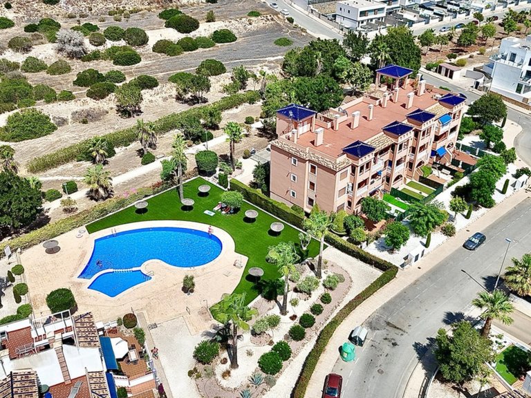 Apartment for Sale in Villamartin, Alicante 2