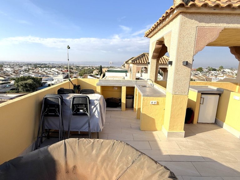 Villa for Sale in Torrevieja, Alicante 36