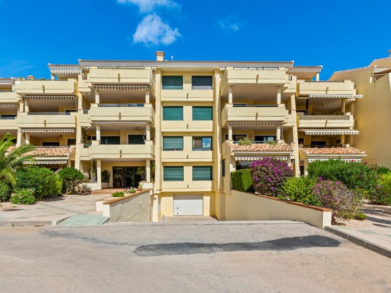 Apartment for Sale in Campoamor, Alicante 24