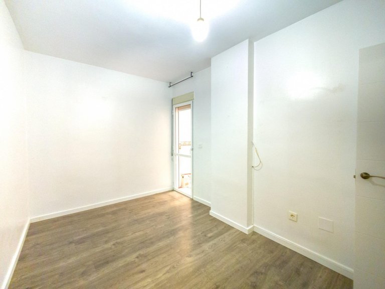 Apartment for Sale in Torrevieja, Alicante 13