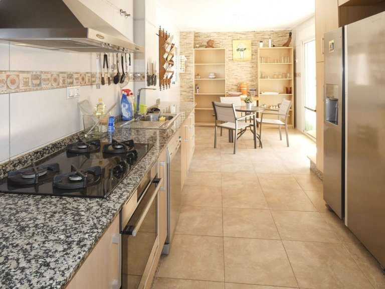 Villa for Sale in Bigastro, Alicante 11