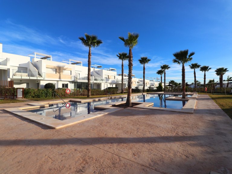 Apartment for Sale in Los Montesinos, Alicante 25