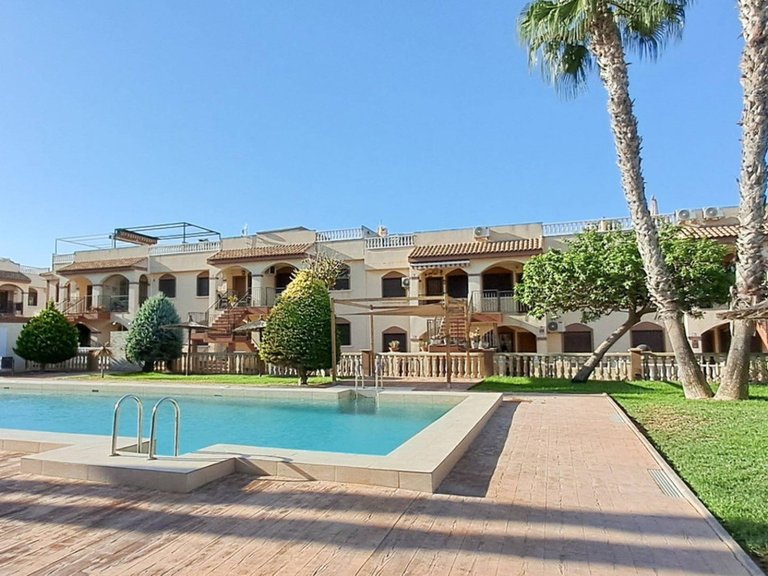 Apartment for Sale in Torrevieja, Alicante 20