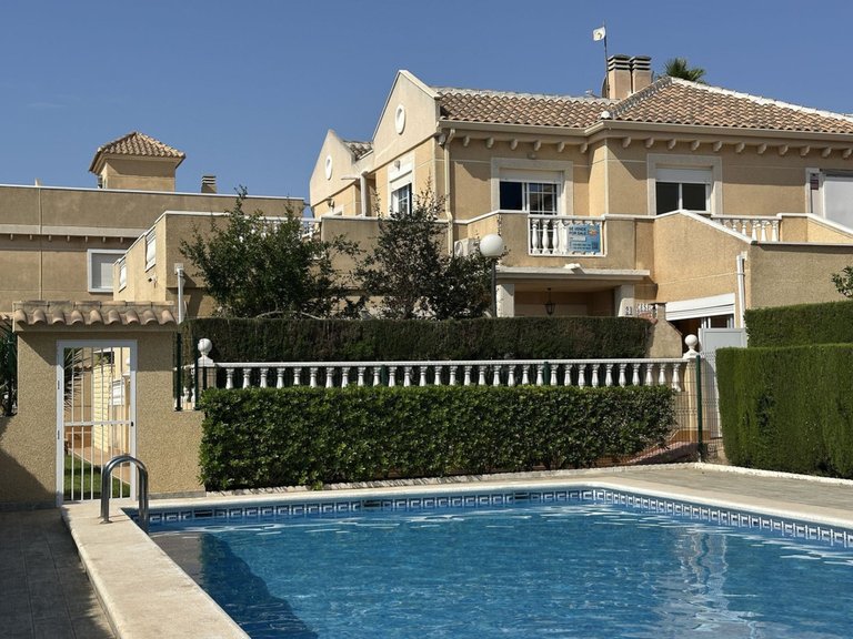 Villa for Sale in Torrevieja, Alicante 1