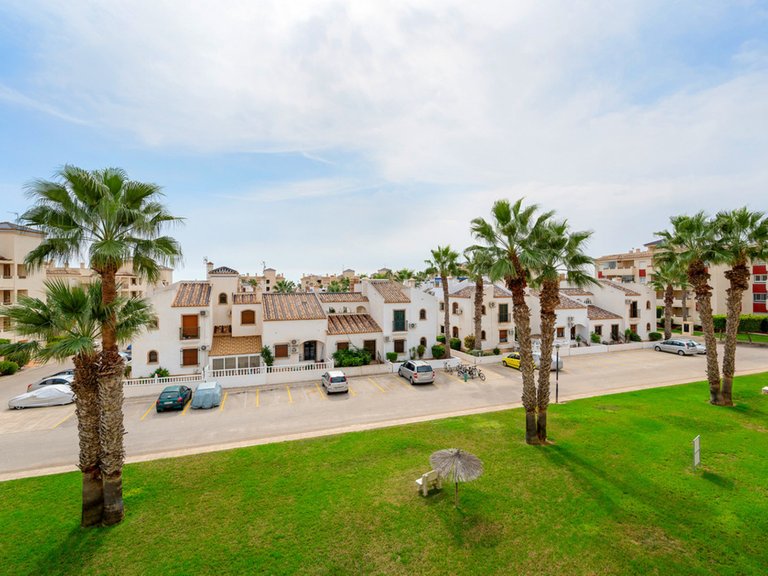Apartment for Sale in Playa Flamenca, Alicante 3